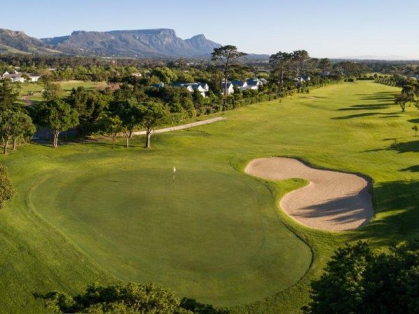 SA Golf Trader: Nine Hole Golf Clubs are the Backbone of South African Golf